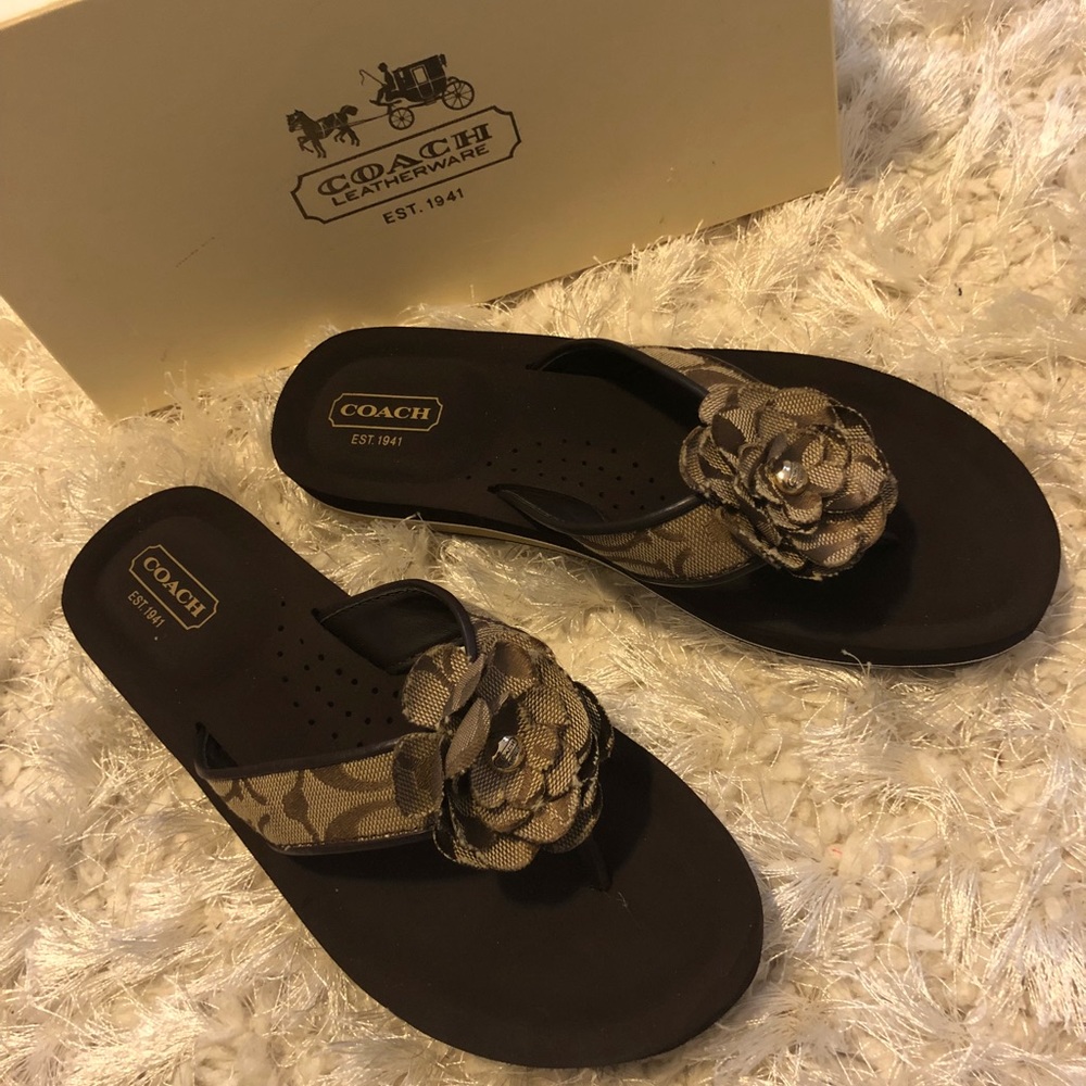 Coach flip flop